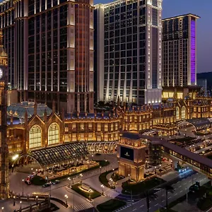 Hotel Londoner Grand, A Luxury Collection Hotel, *****