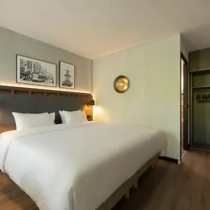Otel Campanile & Restaurant Zuid-oost